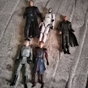 Star wars figure lot